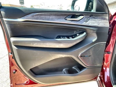 2022 Jeep Grand Cherokee L Overland