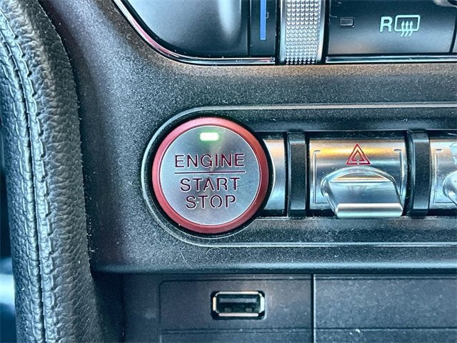 2021 Ford Mustang EcoBoost