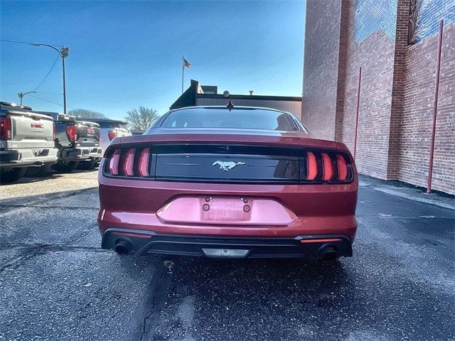 2021 Ford Mustang EcoBoost