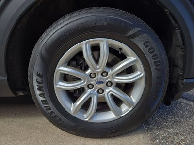 2021 Ford Explorer Base