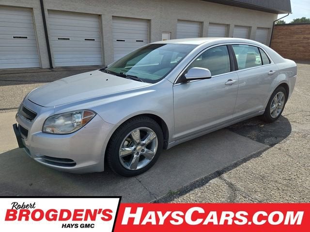 2010 Chevrolet Malibu 2LT's photo