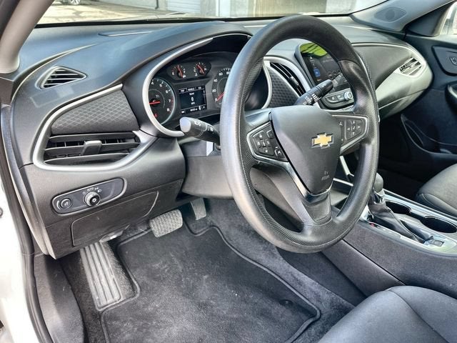 2025 Chevrolet Malibu 1LT