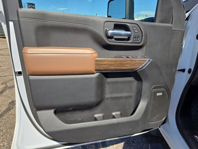 2022 Chevrolet Silverado 3500 HD High Country DRW