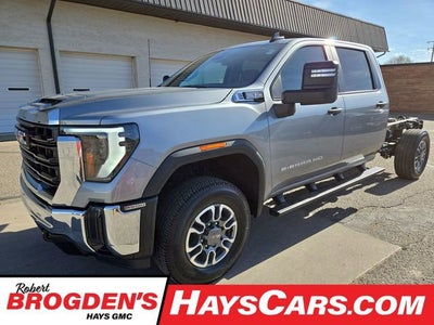 2026 GMC Sierra 3500 HD Pro