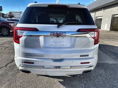 2023 GMC Acadia Denali