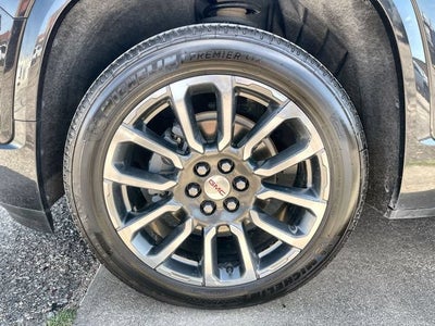 2020 GMC Acadia Denali
