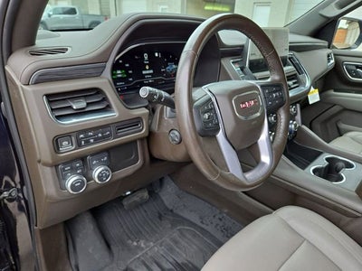 2022 GMC Yukon SLT