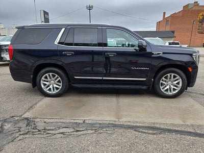 2022 GMC Yukon SLT