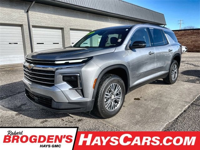 2025 Chevrolet Traverse LT