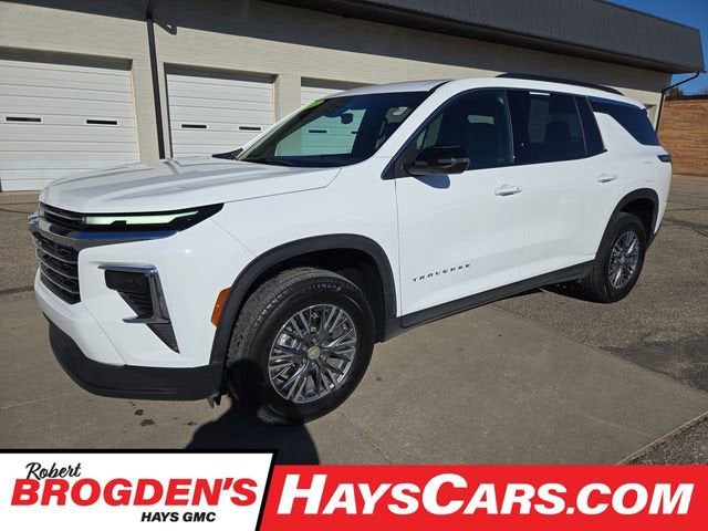 2025 Chevrolet Traverse LT