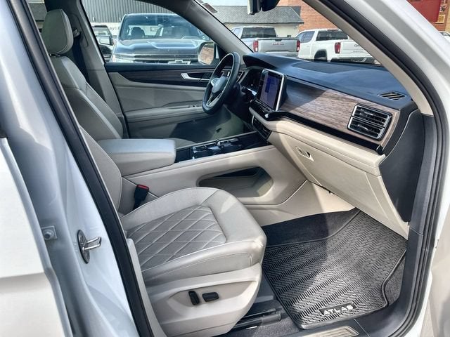 2024 Volkswagen Atlas 2.0T SEL Premium R-Line