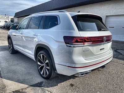 2024 Volkswagen Atlas 2.0T SEL Premium R-Line