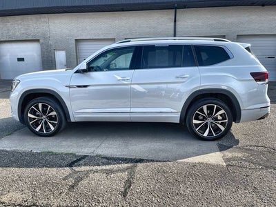 2024 Volkswagen Atlas 2.0T SEL Premium R-Line