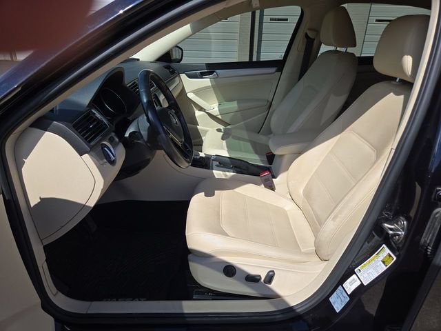 2019 Volkswagen Passat 2.0T Wolfsburg Edition