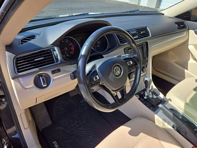 2019 Volkswagen Passat 2.0T Wolfsburg Edition