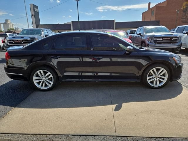 2019 Volkswagen Passat 2.0T Wolfsburg Edition