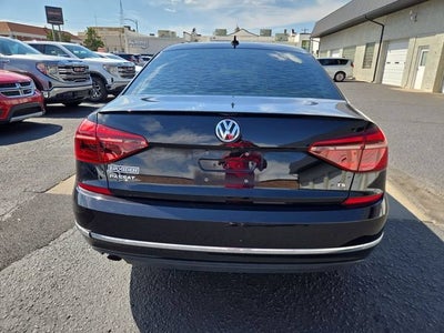 2019 Volkswagen Passat 2.0T Wolfsburg Edition