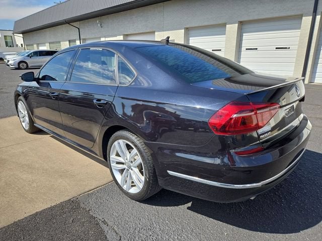 2019 Volkswagen Passat 2.0T Wolfsburg Edition