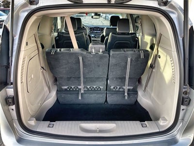 2024 Chrysler Pacifica Hybrid Select