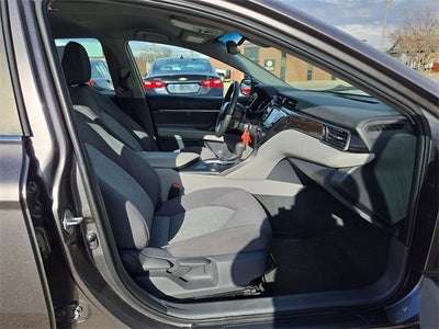 2020 Toyota Camry LE