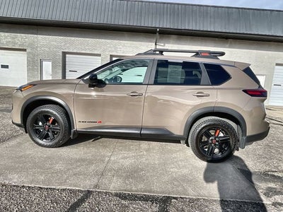2025 Nissan Rogue Rock Creek
