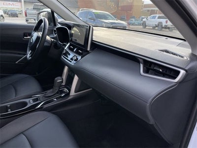 2025 Toyota Corolla Cross XLE