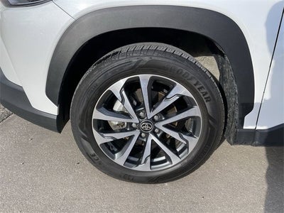2025 Toyota Corolla Cross XLE