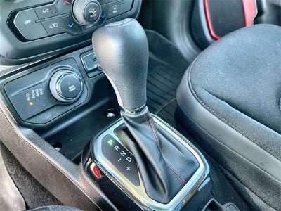 2022 Jeep Renegade (RED) Edition