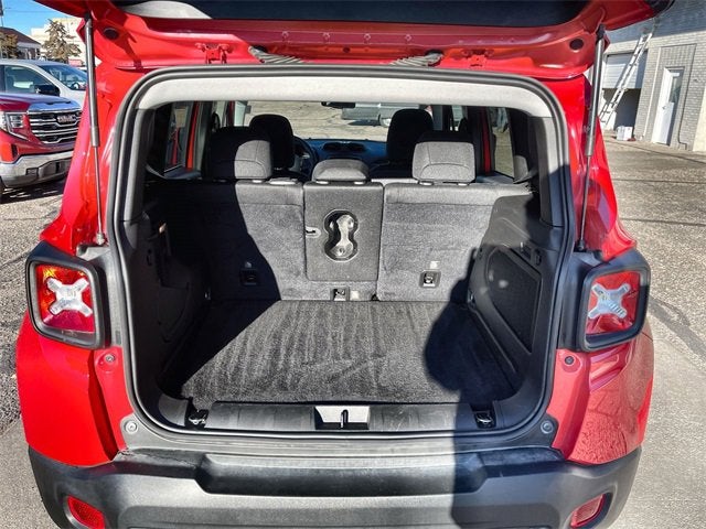 2022 Jeep Renegade (RED) Edition