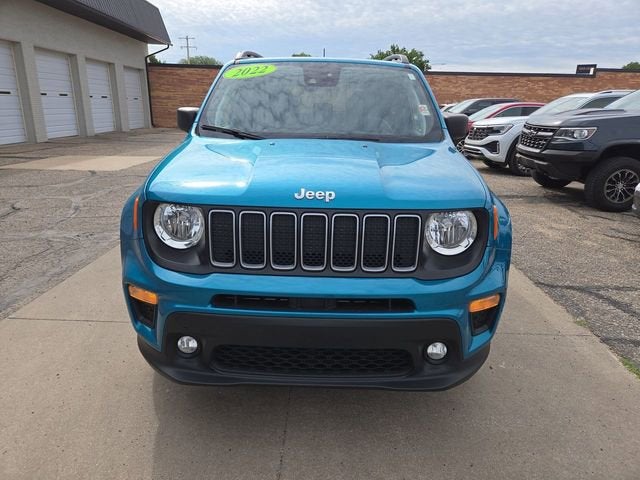 Used 2022 Jeep Renegade Latitude with VIN ZACNJDB16NPN70941 for sale in Hays, KS