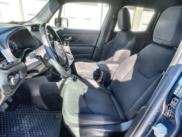 2022 Jeep Renegade Altitude