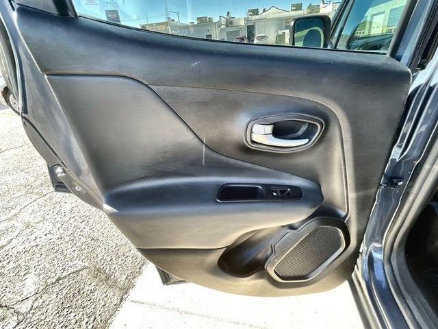 2022 Jeep Renegade Altitude